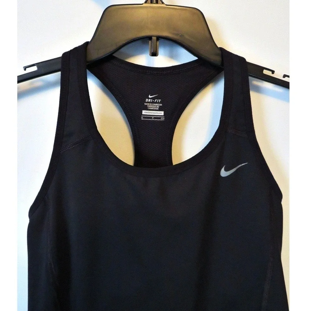 Nike Dry-Fit Tank Athletic Top Size Small Nike Better World‎ Excellent Condition